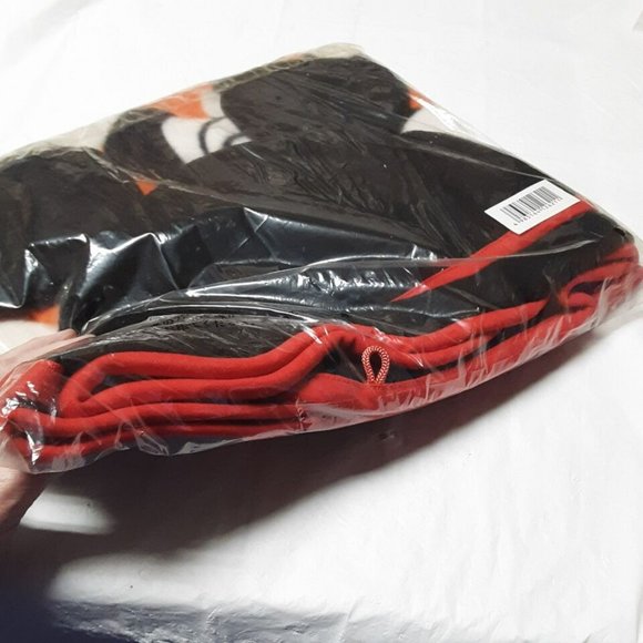 Disney Halloween Circus Mickey Mouse Hooded Ear Blanket Japan Kuji Prize RARE - Picture 7 of 8